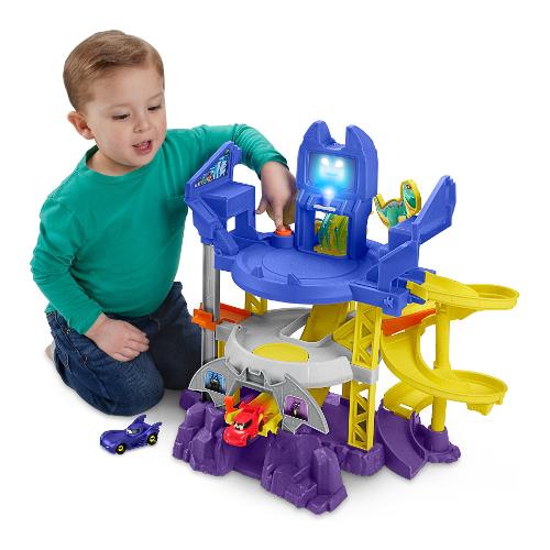 Fisher Price Batwheels Batcaverna Lancia e Sfreccia luci e suoni BATMAN HYR74