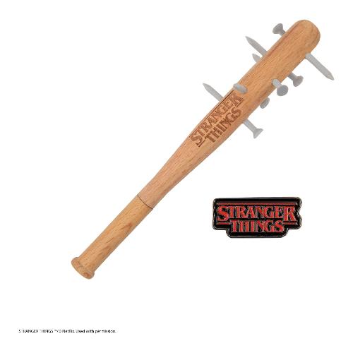 Cinereplicas Gadget STRANGER THINGS Penna Mazza Da Baseball Chiodata con Spilla Logo